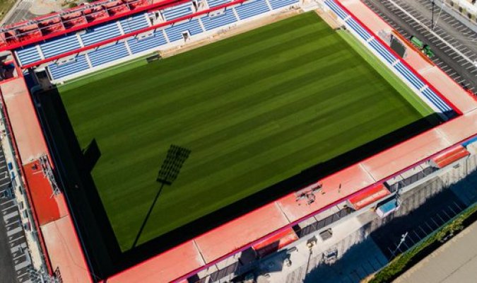 开云体育官网-世体：巴萨获准在克鲁伊夫球场战瓦伦，需要确保VAR系统正常运行