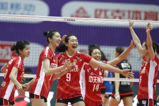 开云体育官网-从联赛亚军到赛季第六 “全华班”江苏女排遇挑战