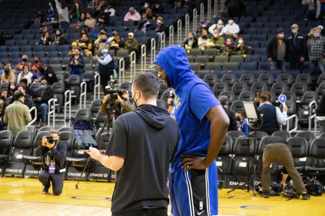 开云登录入口-【现场】勇士迎英雄回家 库里状态回暖带队继续前进