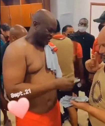 1632637239873080328.jpg ronniedinheiro.jpg